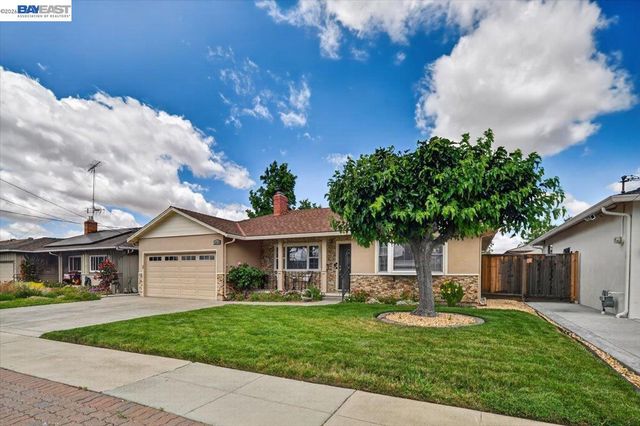 3668 Oregon Way, Livermore, CA 94550