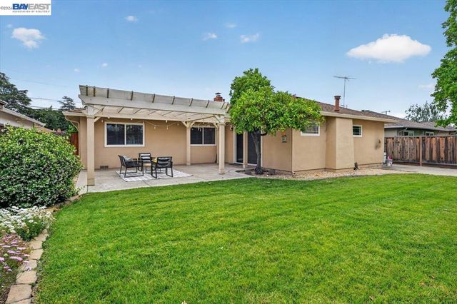 3668 Oregon Way, Livermore, CA 94550