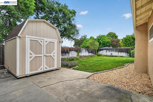 3668 Oregon Way, Livermore, CA 94550