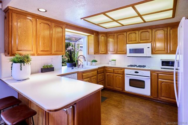 4811 Newman Avenue, Cypress, CA 90630