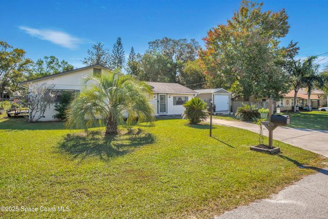 11 Aster Drive, Debary, FL 32713