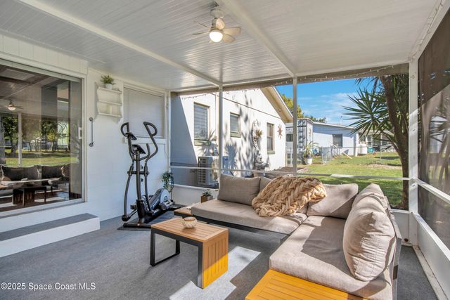 11 Aster Drive, Debary, FL 32713