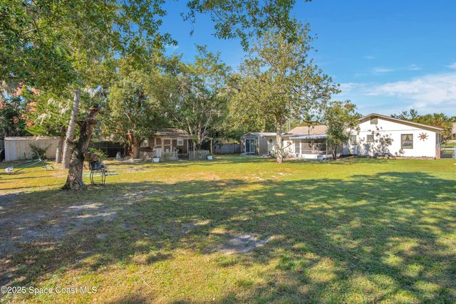 11 Aster Drive, Debary, FL 32713