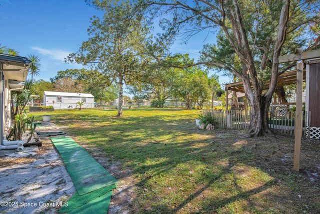 11 Aster Drive, Debary, FL 32713