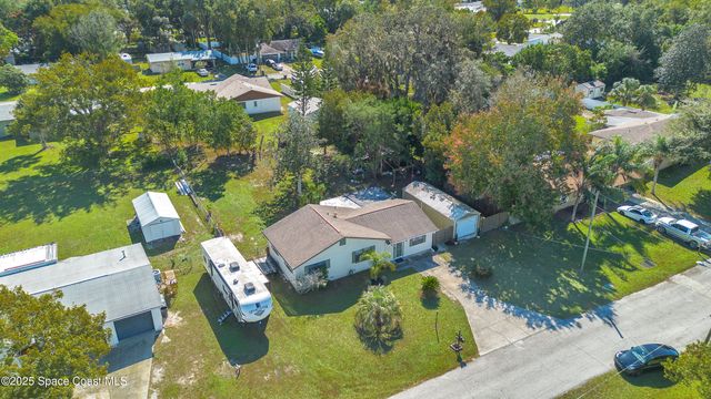 11 Aster Drive, Debary, FL 32713