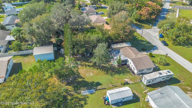 11 Aster Drive, Debary, FL 32713