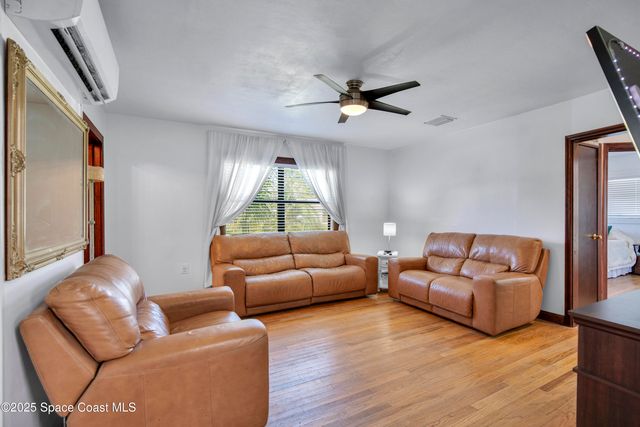 11 Aster Drive, Debary, FL 32713