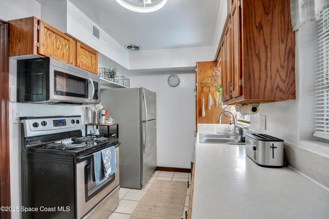 11 Aster Drive, Debary, FL 32713