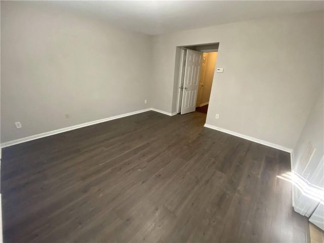 2214 Landing Walk Drive, Duluth, GA 30097