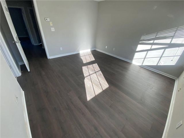 2214 Landing Walk Drive, Duluth, GA 30097