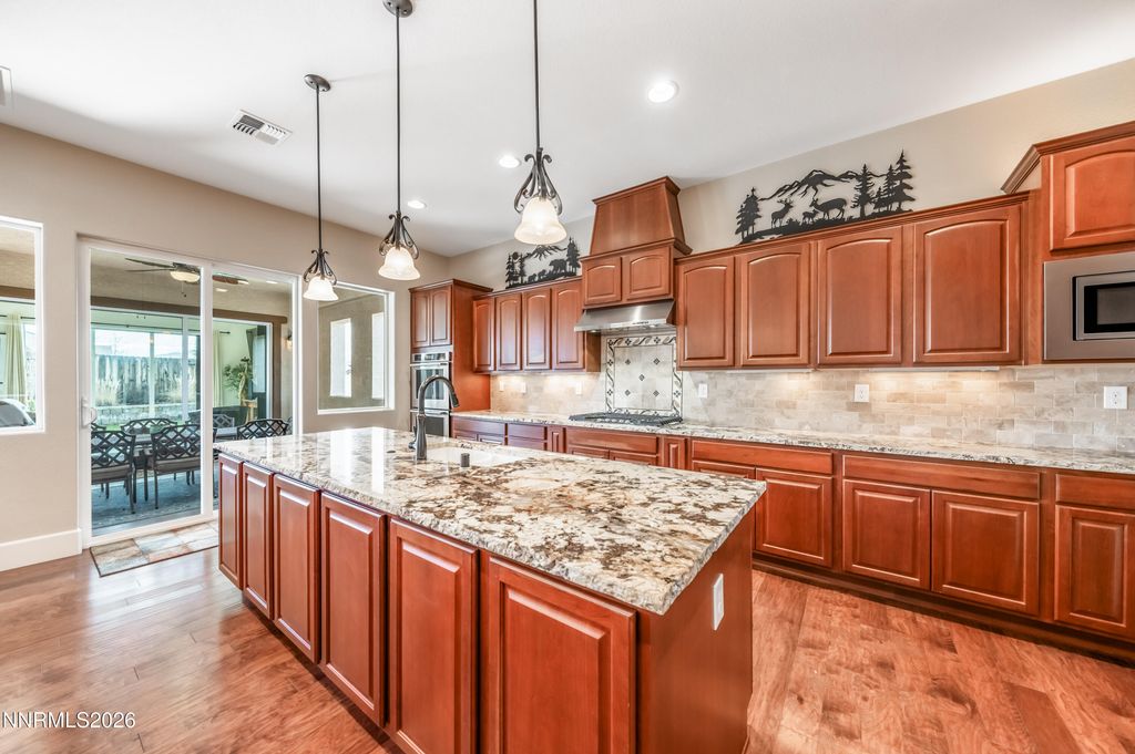 Image 19 of property listing at 2170 Arpagos Lane, Reno, NV 89521