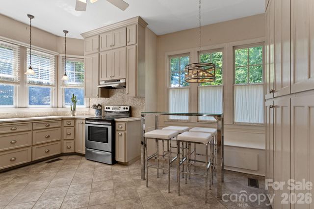 2825 Hunting Country Road, Tryon, NC 28782