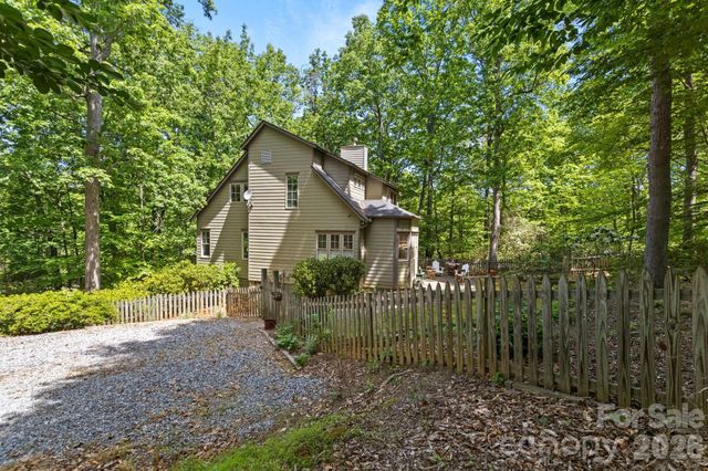 2825 Hunting Country Road, Tryon, NC 28782