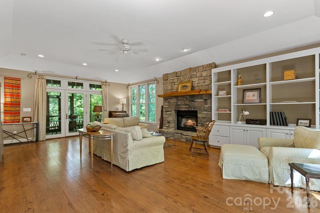 2825 Hunting Country Road, Tryon, NC 28782