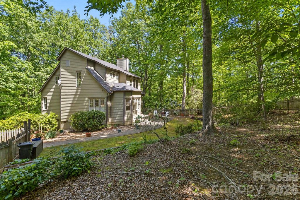 2825 Hunting Country Road, Tryon, NC 28782