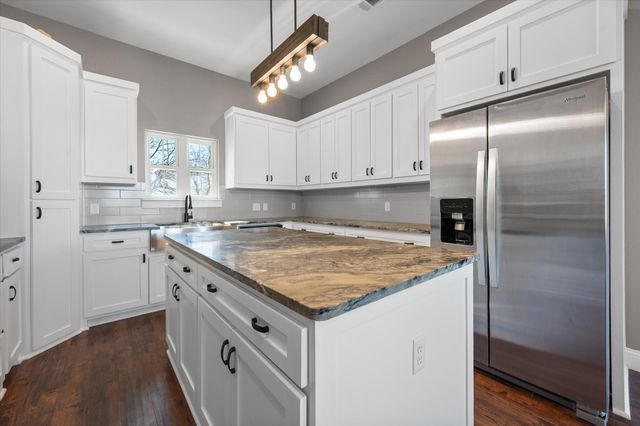 4609 County Road 206, Grandview, TX 76050