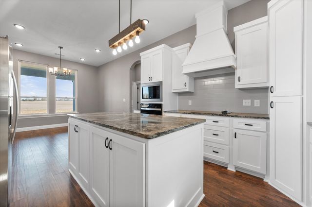 4609 County Road 206, Grandview, TX 76050