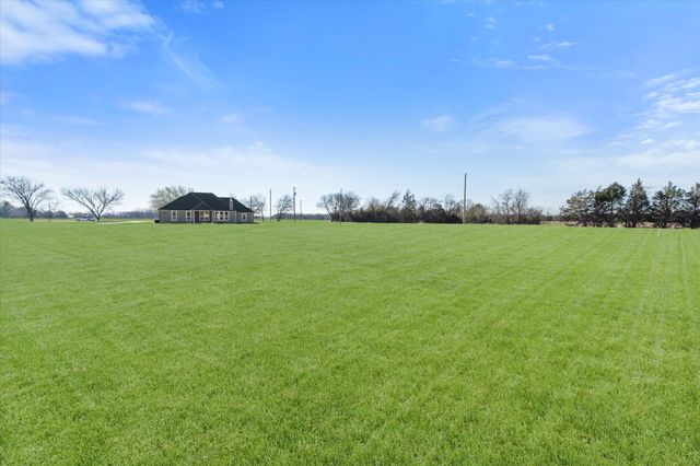 4609 County Road 206, Grandview, TX 76050