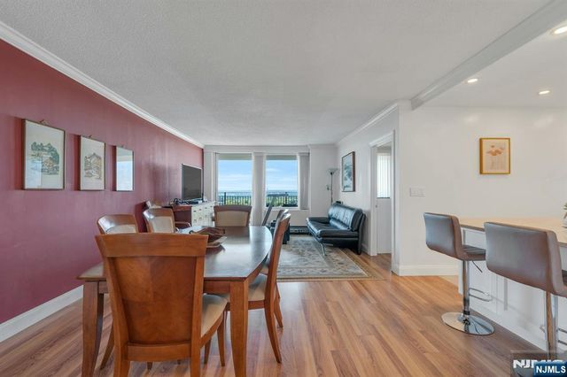 1530 Palisade Avenue 23E, Fort Lee, NJ 07024