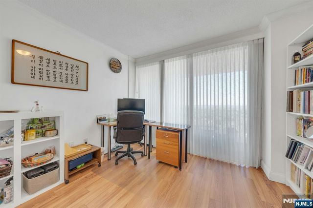 1530 Palisade Avenue 23E, Fort Lee, NJ 07024