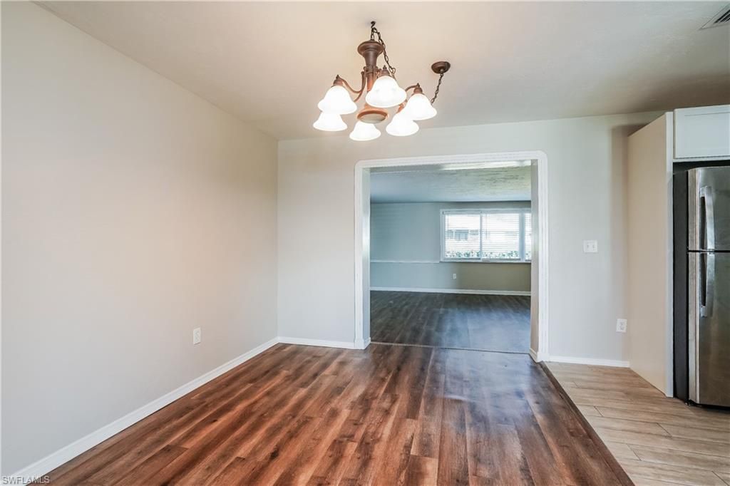 Image 4 of property listing at 1437 SE 14th TER, Cape Coral, FL 33990