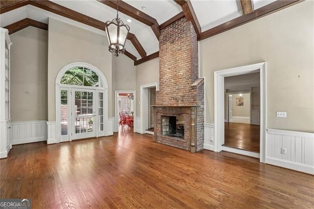 2577 Red Valley Road NW, Atlanta, GA 30305