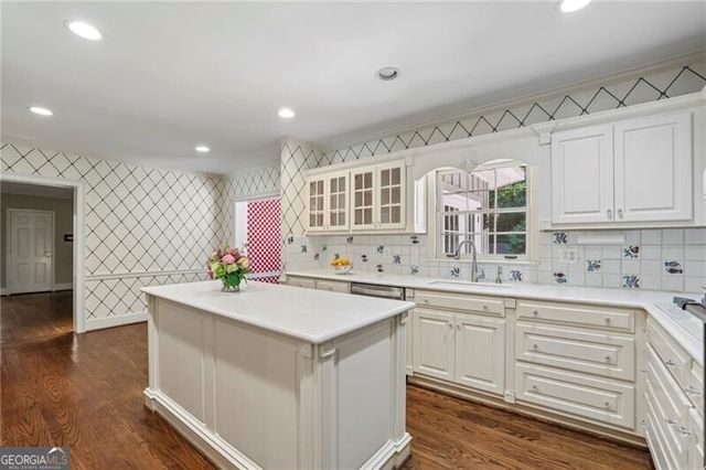 2577 Red Valley Road NW, Atlanta, GA 30305