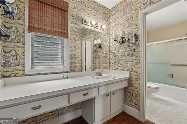 2577 Red Valley Road NW, Atlanta, GA 30305
