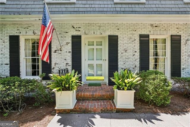 2577 Red Valley Road NW, Atlanta, GA 30305