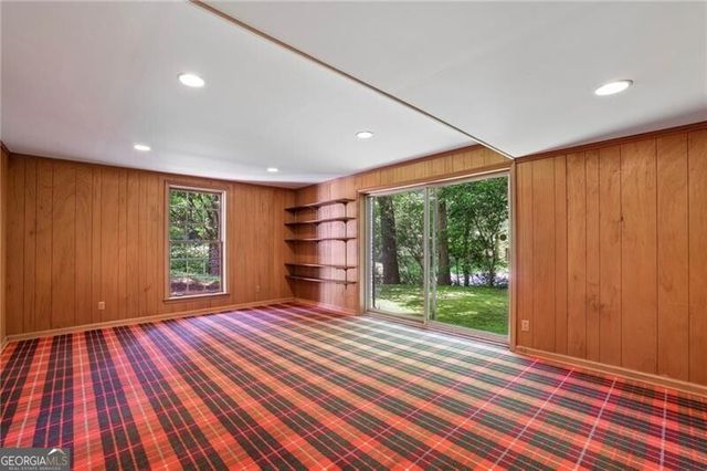 2577 Red Valley Road NW, Atlanta, GA 30305