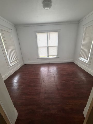 700 W Texas Street, Denison, TX 75020