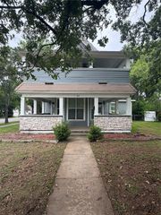 700 W Texas Street, Denison, TX 75020