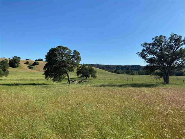 15653 Hwy 108, Jamestown, CA 95327