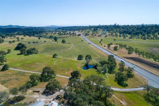 15653 Hwy 108, Jamestown, CA 95327