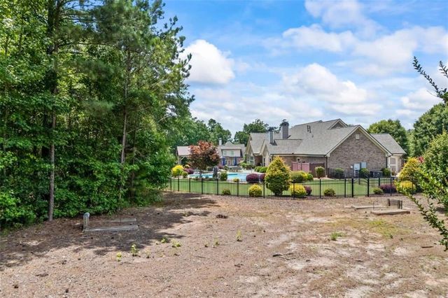 1211 Highgrove Court, Monroe, GA 30655