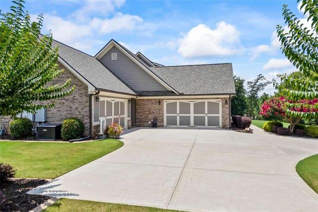 1211 Highgrove Court, Monroe, GA 30655