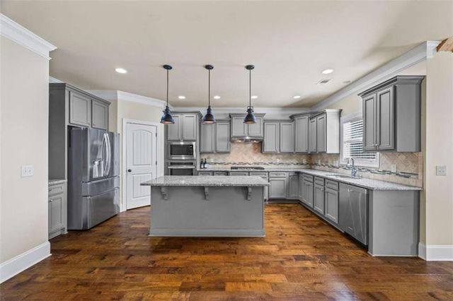 1211 Highgrove Court, Monroe, GA 30655