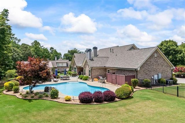 1211 Highgrove Court, Monroe, GA 30655