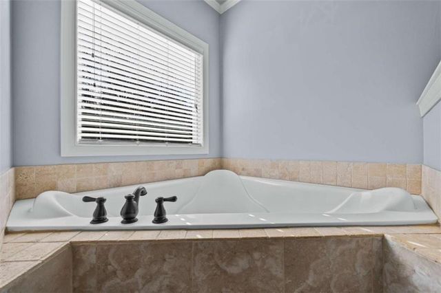 1211 Highgrove Court, Monroe, GA 30655