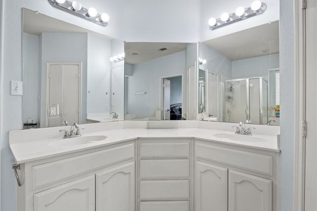 1129 Mourning Dove Drive, Burleson, TX 76028