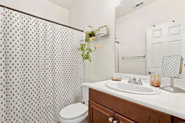 2011 Copper Ridge Rd, Santee, CA 92071