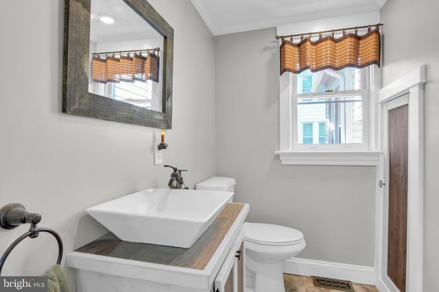 1538 BRANDT AVE, New Cumberland, PA 17070