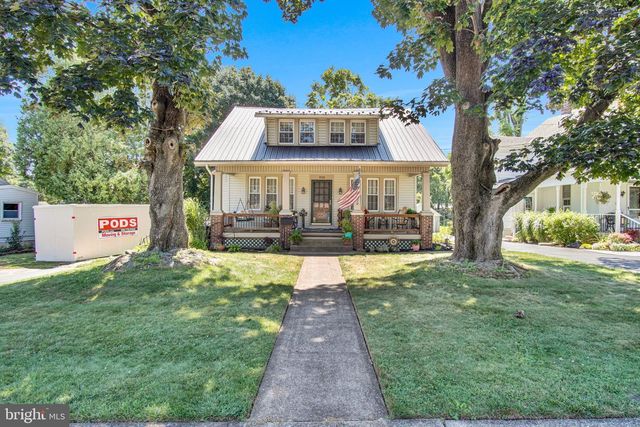 1538 BRANDT AVE, New Cumberland, PA 17070