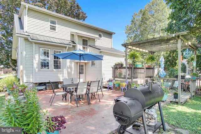 1538 BRANDT AVE, New Cumberland, PA 17070