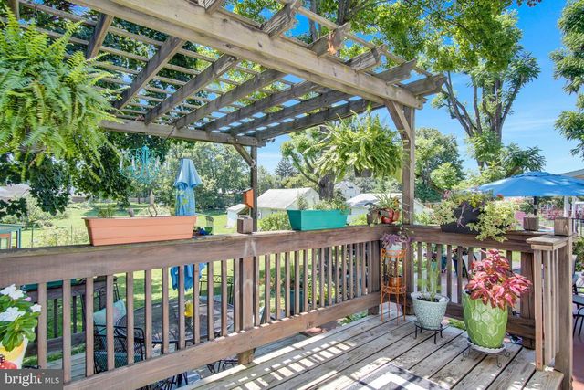 1538 BRANDT AVE, New Cumberland, PA 17070