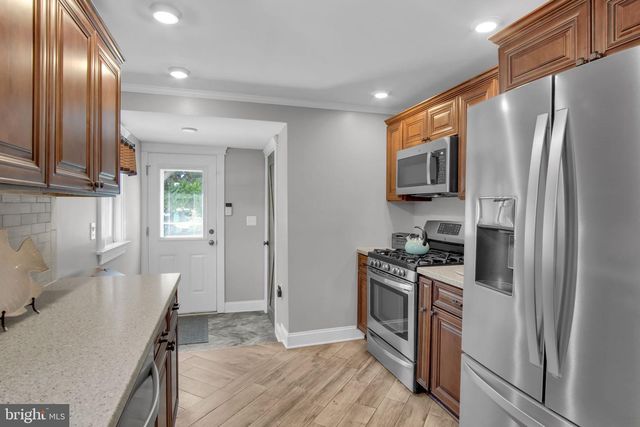 1538 BRANDT AVE, New Cumberland, PA 17070