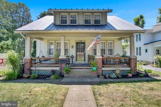 1538 BRANDT AVE, New Cumberland, PA 17070
