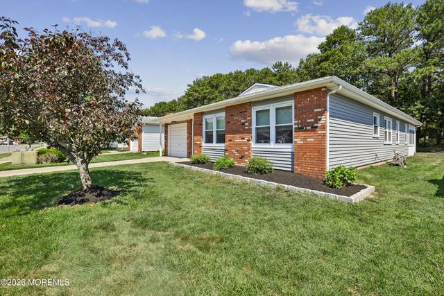 87 Yorkwood Drive, Brick, NJ 08723