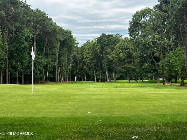 87 Yorkwood Drive, Brick, NJ 08723