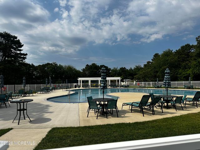87 Yorkwood Drive, Brick, NJ 08723